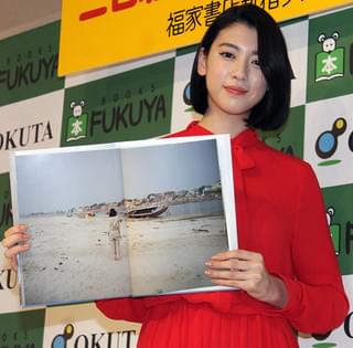 三吉彩花、成人記念の初写真集に満足も初体験のビールは「苦かった」