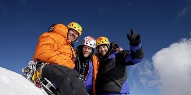 DVD   MERU    メルー　登山家の映画だ。 Amazon.co.jp: MERU/メルー [DVD] : コンラッド・アンカー