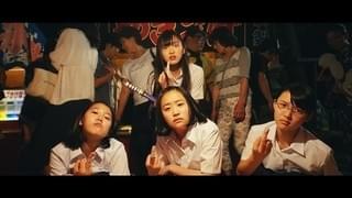 女子中学生がプールに金魚400匹を放つ!「バースデーカード」