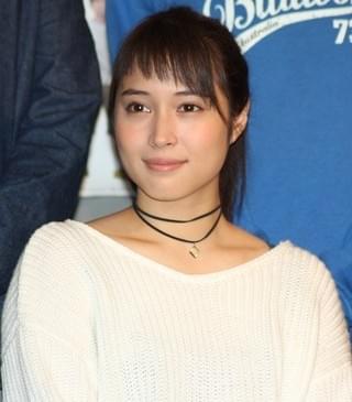 広瀬アリス、初舞台・デリヘル嬢役に緊張「手が震えてしまいます」