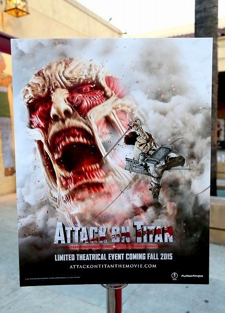 2015年にハリウッドで行われた日本版「進撃の巨人」ワールドプレミア上映の英語版ポスター