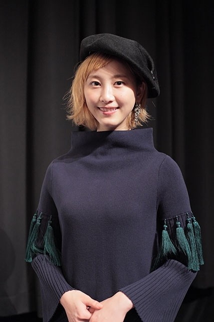 「常にお部屋で流しっぱなし」松井玲奈が語るデジタル配信サービスの魅力