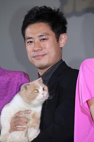 伊藤淳史「ねこあつめの家」でのネコたちの名演技に脱帽