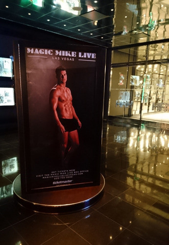 マッチョガイのセクシーダンスに歓喜！ラスベガスの「MAGIC MIKE LIVE」潜入レポート - 画像2