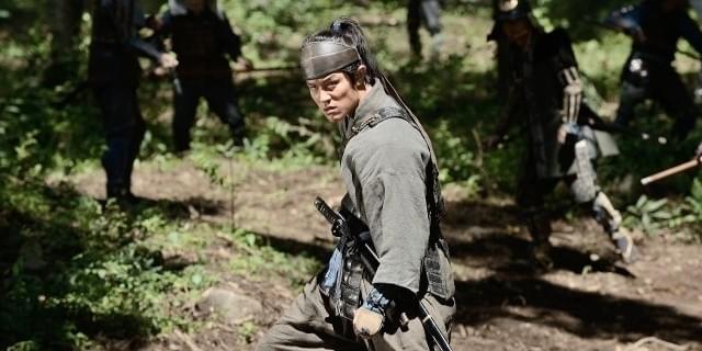 忍び”鈴木亮平が鬼の形相！嵐・大野智主演「忍びの国」新場面写真披露 : 映画ニュース - 映画.com