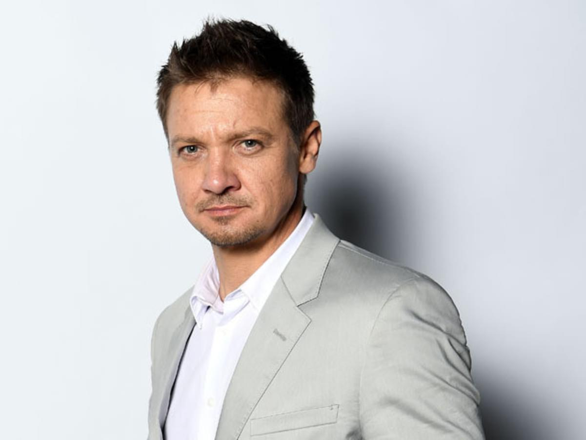 ジェレミー レナーが伝説のガンマン ドク ホリデイに 映画ニュース 映画 Com