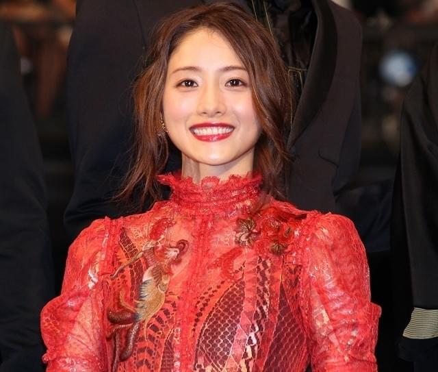 嵐 大野智 妻役 石原さとみの 目力 にドキッ 非常にきました 映画ニュース 映画 Com