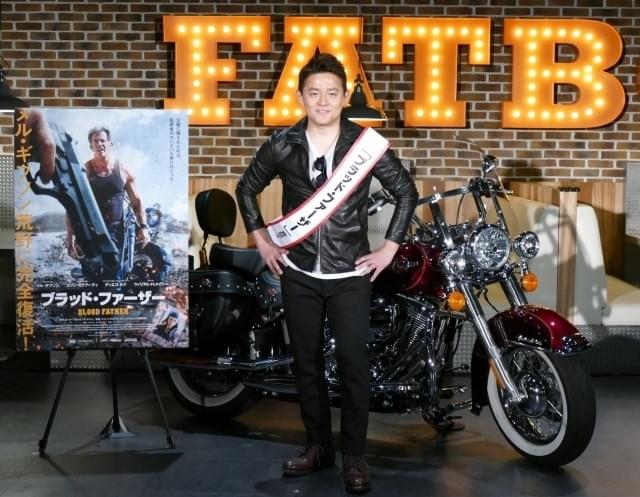 スピードワゴン井戸田 450万かけたバイクが まとめサイト で酷評され怒り心頭 映画ニュース 映画 Com