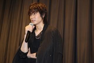 村上虹郎、応急救護実習で“役者魂”さく裂！ 綾野剛「最高だね」