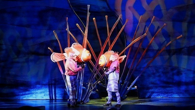 米ディズニー・アニマルキングダムの人気ショー 「ファインディング・ニモ：ザ・ミュージカル」
