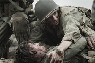 実在の退役軍人が負傷兵を熱演！「ハクソー・リッジ」迫真の戦場シーン映像公開