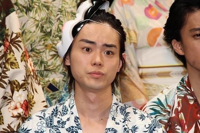 小栗旬＆菅田将暉、中村勘九郎の“裸芸”に仰天「役者魂見せてもらった」