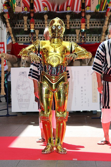 「スター・ウォーズ」山笠が初披露！伝統の技法でC-3PO＆レイを再現 - 画像7