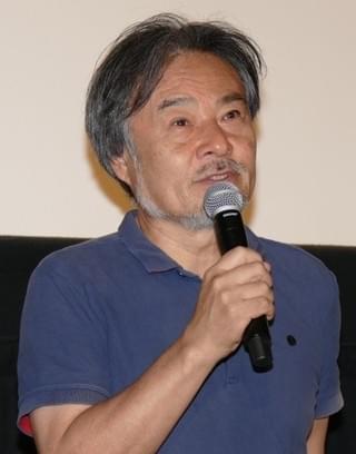 「散歩する侵略者」黒沢清監督、“侵略者”演じる恒松祐里を「天才」と絶賛