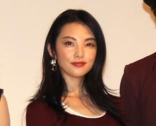 浅野忠信“ダメ夫”に共感し“妻”田中麗奈に平謝り「すみません奥さん」