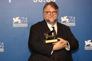 第74回ベネチア国際映画祭はギレルモ・デル・トロ監督新作に金獅子賞！