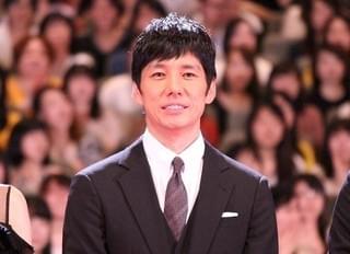 西島秀俊、二宮和也主演映画でまさかのハプニング「右手がずっと燃えていた」