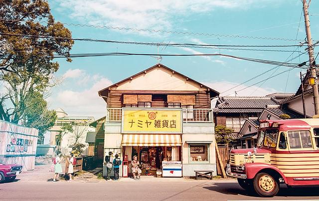 【国内映画ランキング】「ナミヤ雑貨店の奇蹟」が首位スタート！2位は「あさひなぐ」