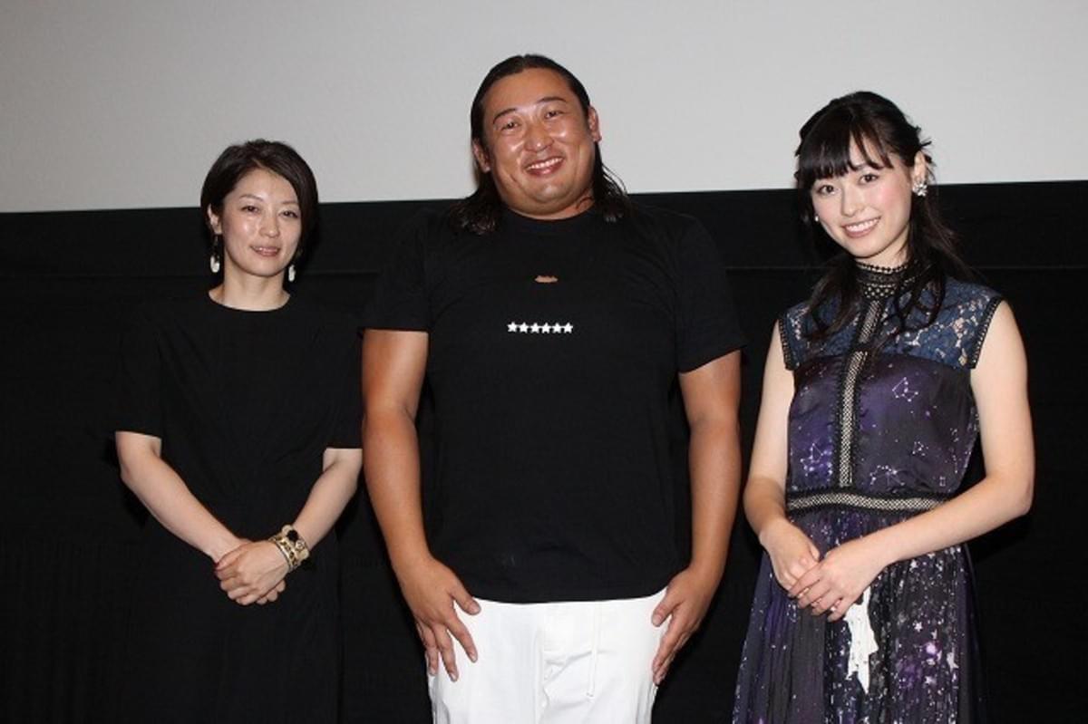 福原遥 ロバート秋山の鉄板ネタに 変化球 の感想で応酬 映画 福原遥 ロバート秋山の鉄板ネタに 変化球 の感想で応酬 映画