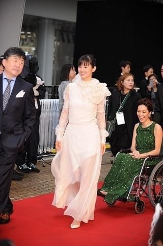 第30回東京国際映画祭 華やかドレスや着物で女優陣が美の競演！