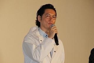 井浦新、瑛太を好きすぎて演技中にキス寸前？「愛してやまない人」