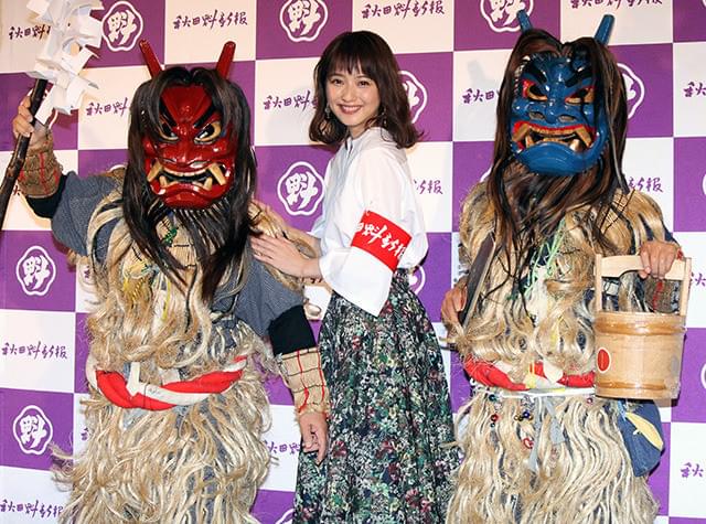 佐々木希、地元紙編集長就任で早速しょっつる鍋を食リポ「しったげ、うめな」