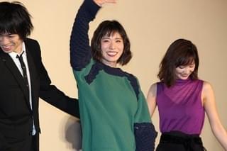 松岡茉優、渡辺大知のサプライズ歌唱に感激！「抱きしめられた気持ち」