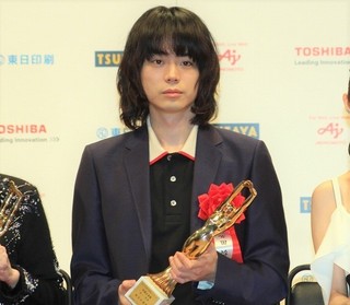 菅田将暉、毎日映画コンクール・男優主演賞受賞で更なる飛躍と日本映画界への恩返し誓う