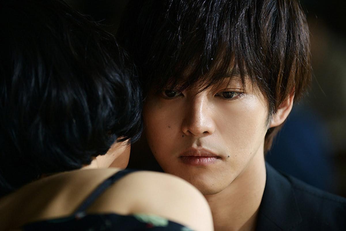 娼年 濡れ場 動画