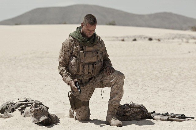 アーミー・ハマーが砂漠で絶体絶命の兵士に！「ALONE」6月公開決定 - 画像2