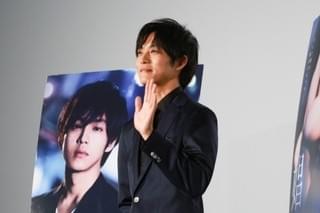 松坂桃李「娼年」の本編半分以上の濡れ場に「服を着させてくれ！」