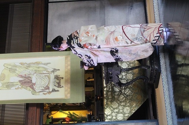 黒木華＆樹木希林、京都・建仁寺で献茶式 艶やか着物姿で「お見合い写真を撮っておこうか」 - 画像4