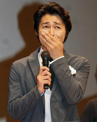 安田顕、人生初バージンロードに感涙!? 新婦シトイとも相思相愛