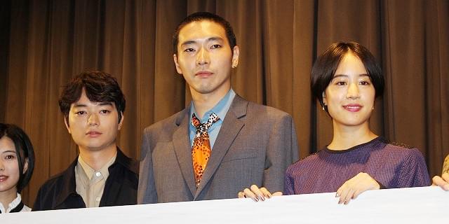 きみの鳥はうたえる　パンフレット　柄本佑　三宅 唱サイン入り きみの鳥はうたえる | TCエンタテインメント株式会社