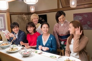小泉今日子ら豪華女優陣共演「食べる女」　笑顔と調和にあふれる“美味しい撮影現場”