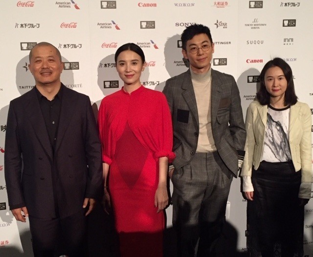 （左から）リウ・ハオ監督、女優の ソン・ジア、俳優のチュー・ヤーウェン、 プロデューサーのアイビー・ホー