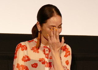 映画.comが目撃した、2018年の舞台挨拶での“美しき涙”