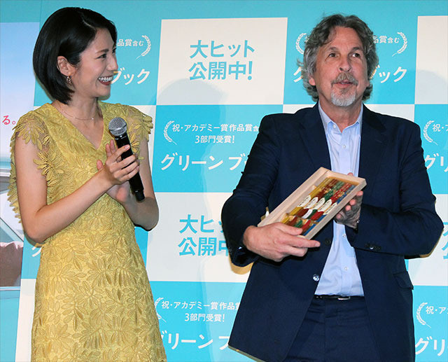 P・ファレリー監督、アカデミー賞戴冠直後の初来日に日本語で「ありがとう」連呼