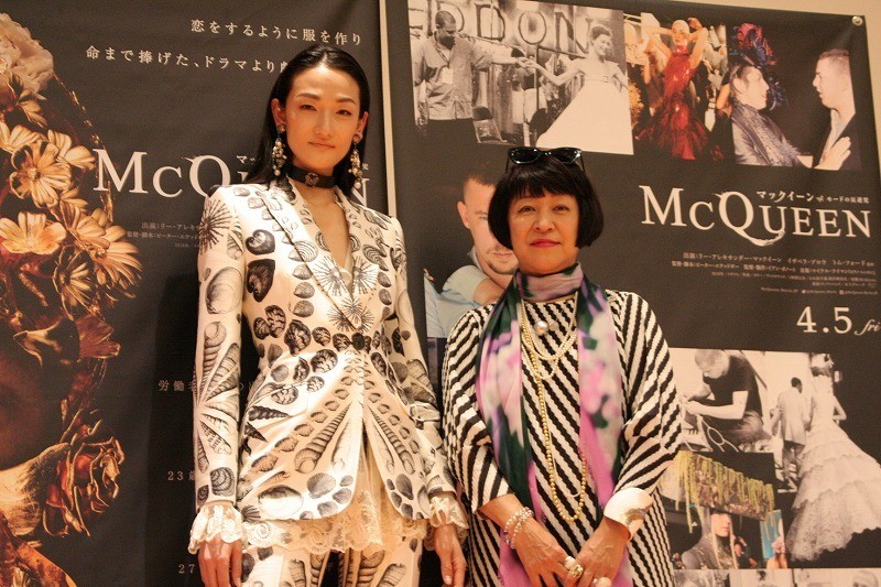 冨永愛、アレキサンダー・マックイーンの思い出語る「ファッションはマジック」