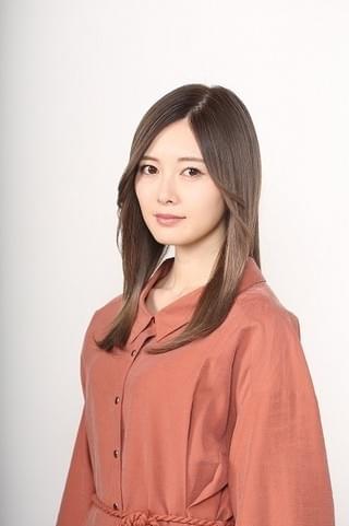 教師役に初挑戦する白石麻衣