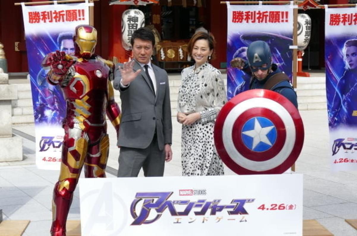 米倉涼子 加藤浩次 必勝のパワースポット 神田明神で アベンジャーズ ヒット祈願 映画ニュース 映画 Com