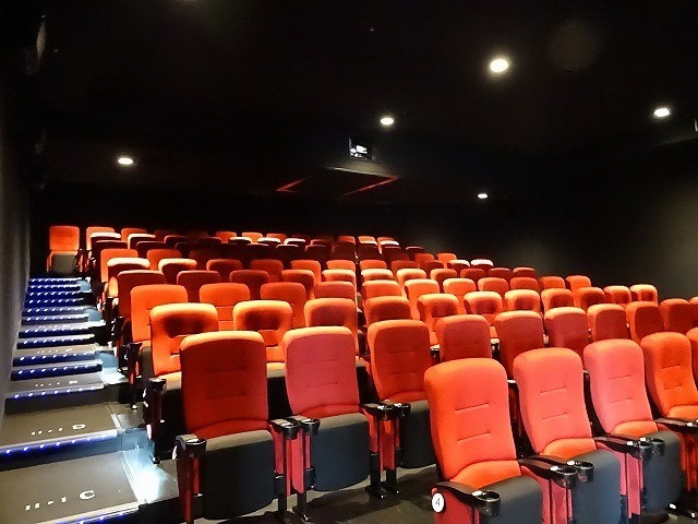 映画館「kino cinema」が横浜にオープン！　“BOOK＆CAFEとシネマのある空間”を提供