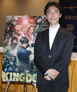 「キングダム」佐藤信介監督、コミック原作の映画化は「だいご味持たせることしか頭にない」