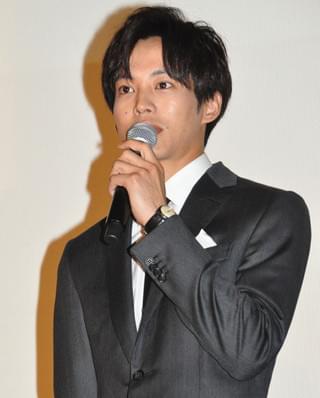 松坂桃李、事務所の後輩・杉野遥亮の“飛躍”に期待も…