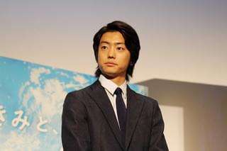 伊藤健太郎、ラブラブな片寄涼太＆川栄李奈に嫉妬!? 片寄の水槽サプライズに驚きも