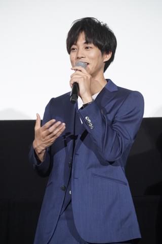 松坂桃李「居眠り磐音」大入り袋を手渡しファン歓喜！