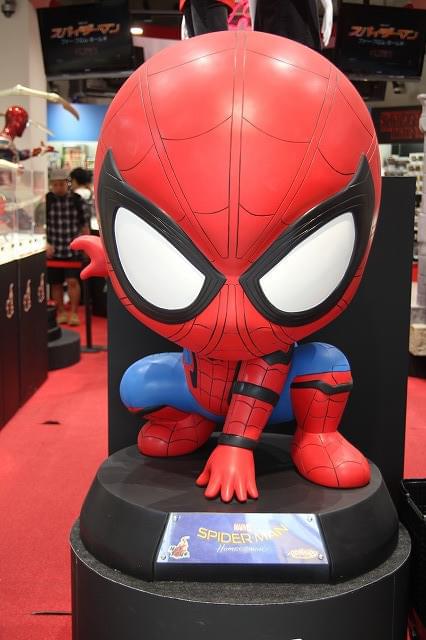 「スパイダーマン」ストアが原宿にオープン！ 世界で1つのミステリオ衣装を世界最速展示 - 画像6