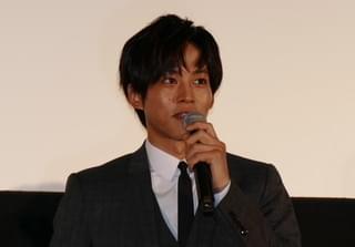 松坂桃李“ファンの熱量”に感謝 主演作「新聞記者」公式HPにアクセス殺到