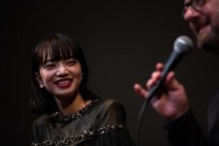 小松菜奈、初めてのNYで“ライジング・スター賞”！「どんどん海外作品に挑戦したい」