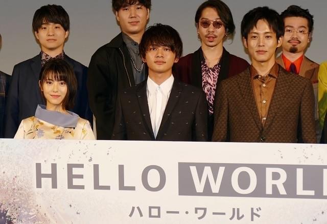 北村匠海＆松坂桃李、アニメ愛爆発！「ジオン軍に入りたい」「碇シンジみたいに」